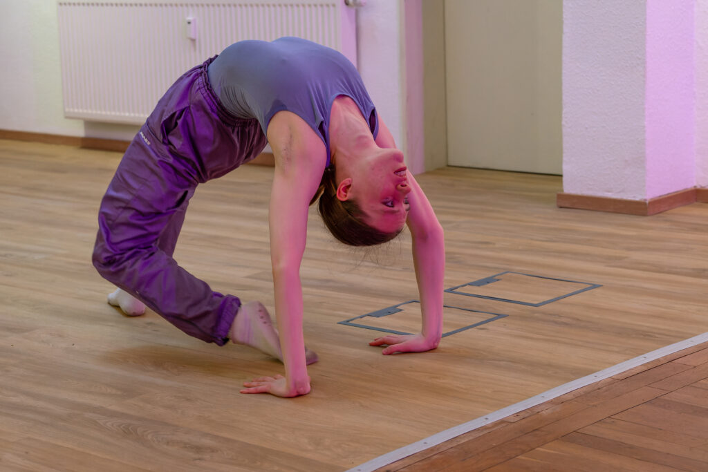 La-violet-infernale_Carlow2026_Foto_Maren-Winter